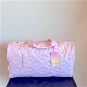 STONEY CLOVER LANE x TARGET: PINK QUILTED HEART DUFFEL!
